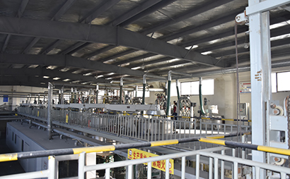 真空上料機配套反應釜---獲嘉客戶現場